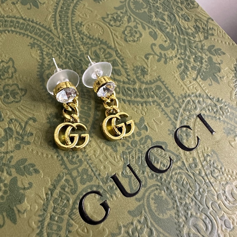 GG earrings